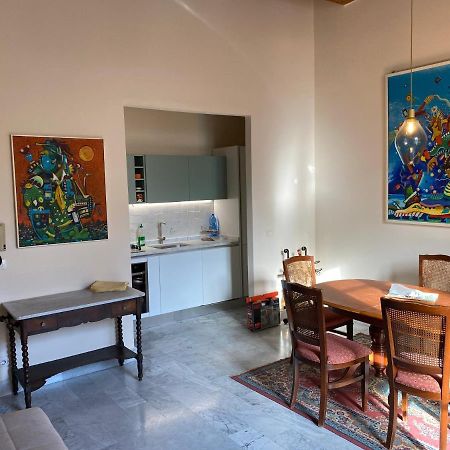 Renovated Apartment With 3 Bedrooms In An Historic Palazzo Between Port And Old Town ลีวอร์โน ภายนอก รูปภาพ