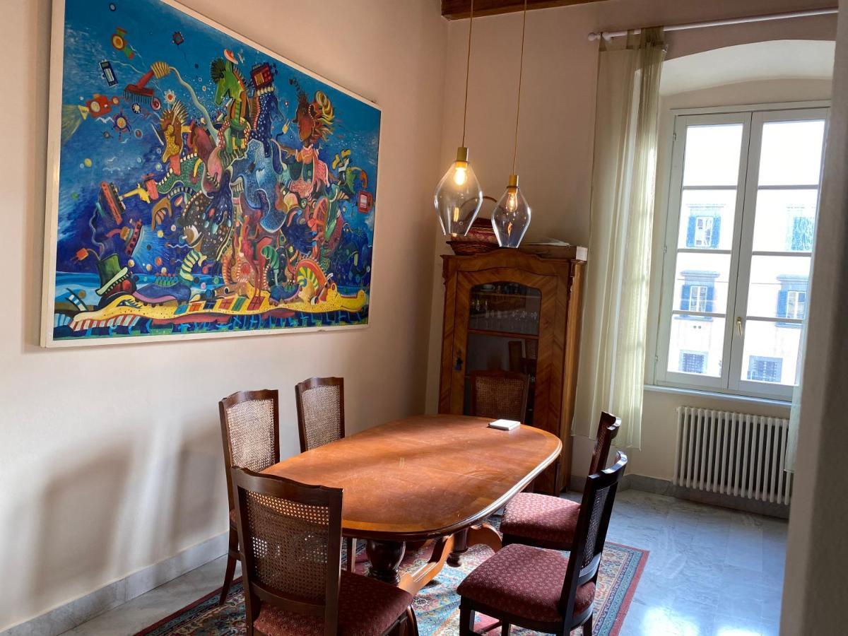 Renovated Apartment With 3 Bedrooms In An Historic Palazzo Between Port And Old Town ลีวอร์โน ภายนอก รูปภาพ